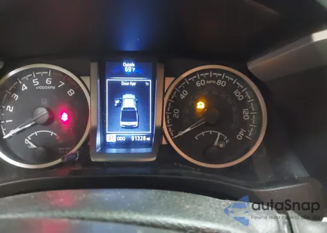 2021 Toyota Tacoma Sr5 V6 z USA, uszkodzony, nr VIN 3TMCZ5AN1MM385016